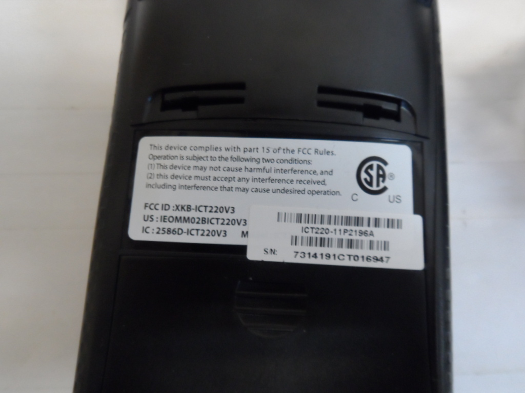 Ingenico ICT220 Credit Card Terminal with Chip Reader **AS IS (8113-1 C1F)