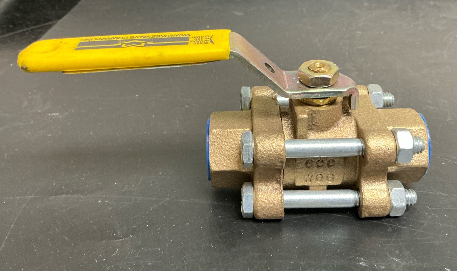 Milwaukee Valve Box of 8 | BA300 1/2″ Valves