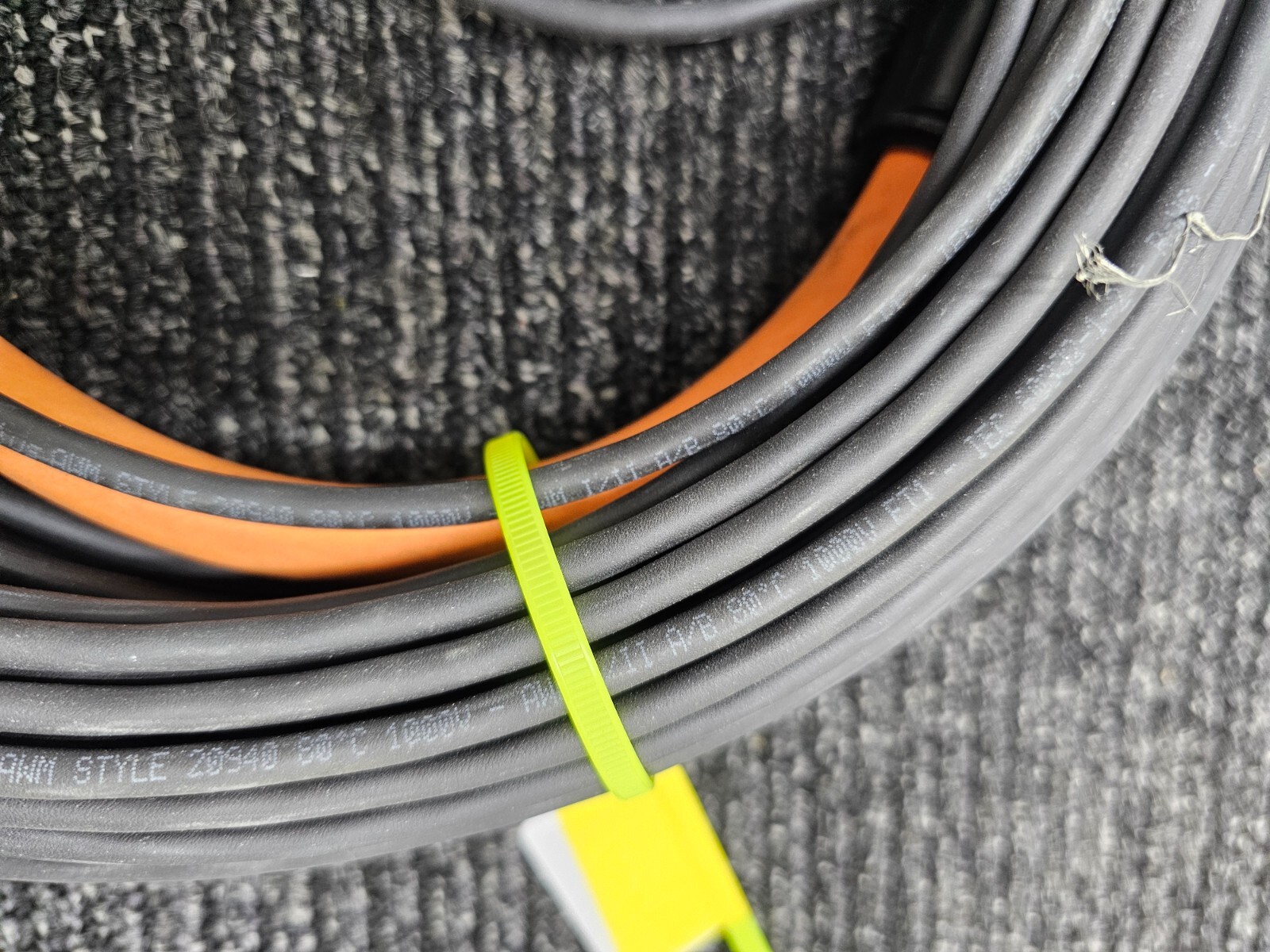 Accuenergy RCT24-2500-25M 30FT Coil Metering Range 12.5A to 3000A 25M Lead