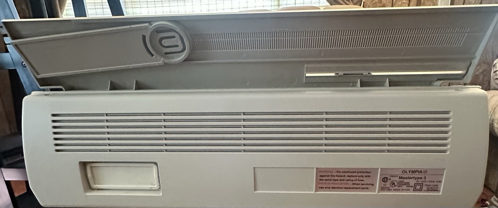 Olympia Mastertype 3 EW-1000 Electronic Typewriter Correction – Clean / Tested!