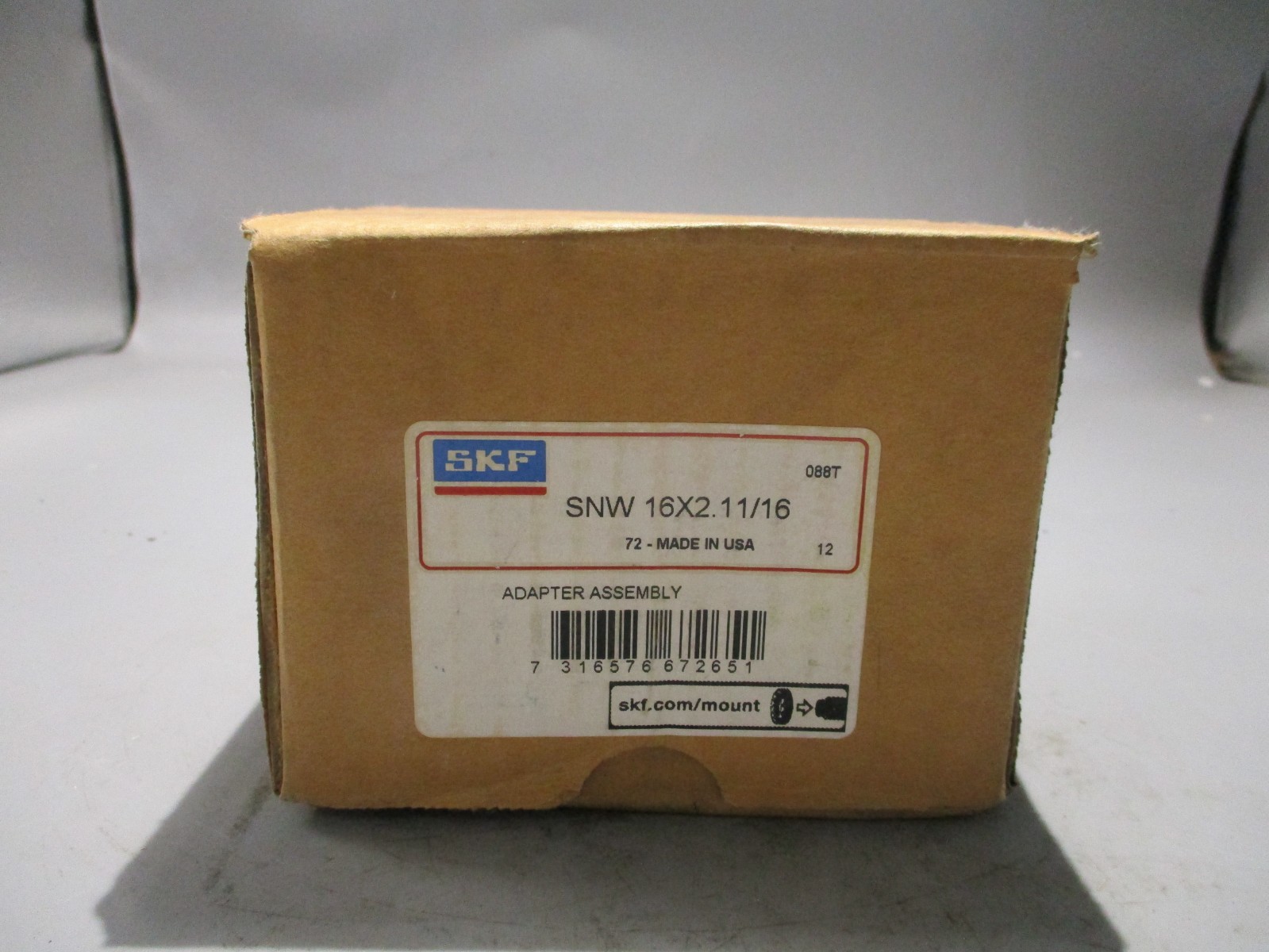 NEW SKF SNW16X2.11/16 BEARING ADAPTER SLEEVE