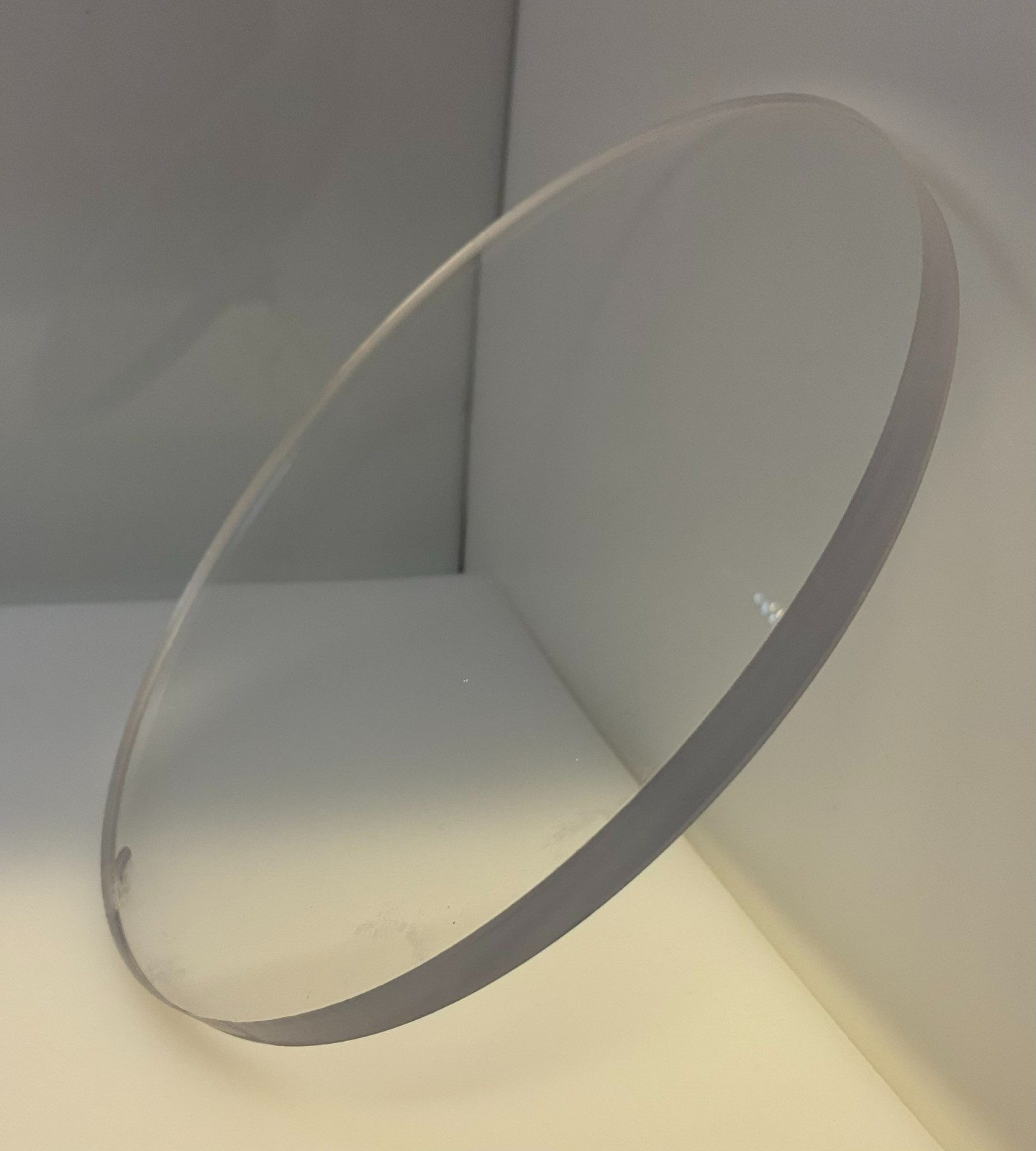 Acrylic Plexiglass Plastic Round Circle – 3/16″ Thick – Clear – 8″ Diameter