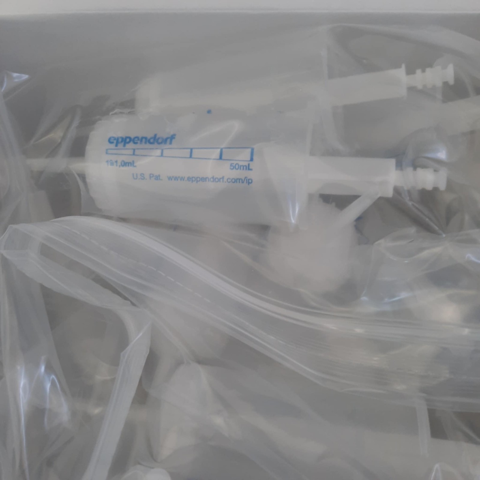 Eppendorf Combitips advanced® 50 mL – 25tips/box, Expires 08/2027