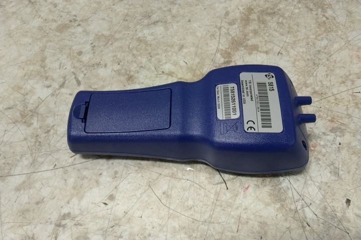 TSI Alnor 5815 3/16 In Hose Barb Connection -15 to 15 In WC Digital Manometer