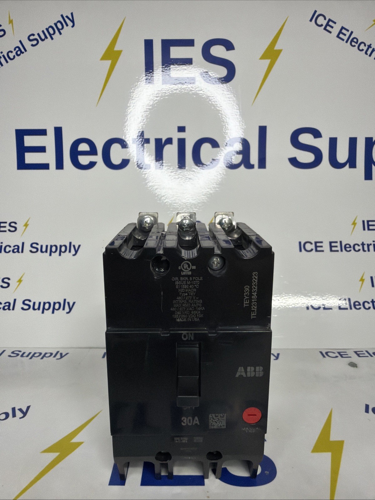 ABB CAT: No. TEY330 30 A 3 P Circuit Breaker