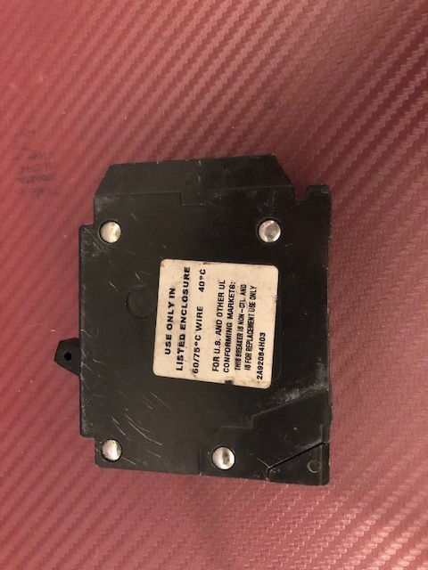 CUTLER HAMMER EATON BD2020 Tandem 20 amp Circuit Breaker Type BR