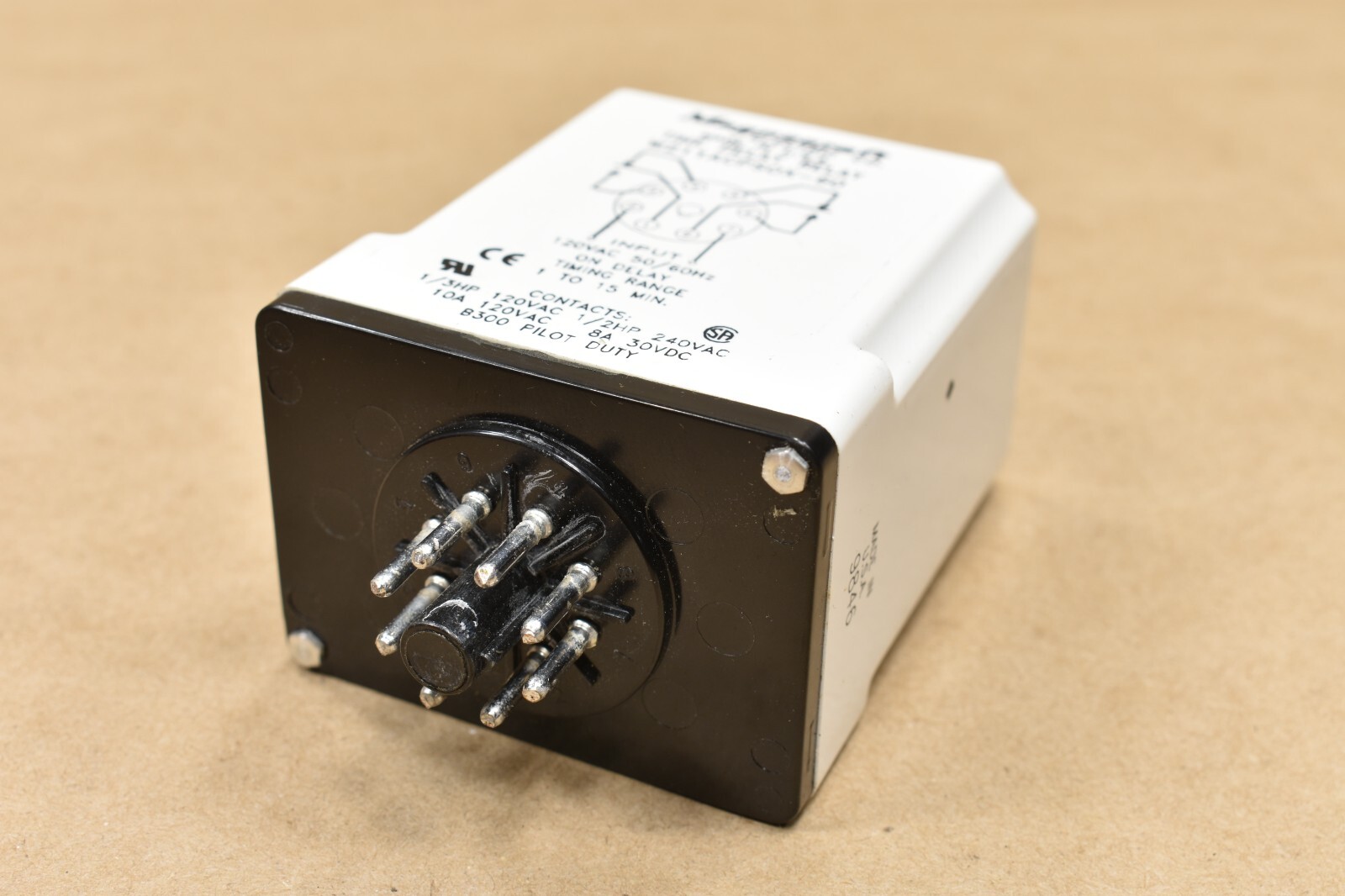Magnecraft W211ACPSOX-60 Plug-in Time Delay Relay 1-15 Min 10A Coil 120V 50/60Hz