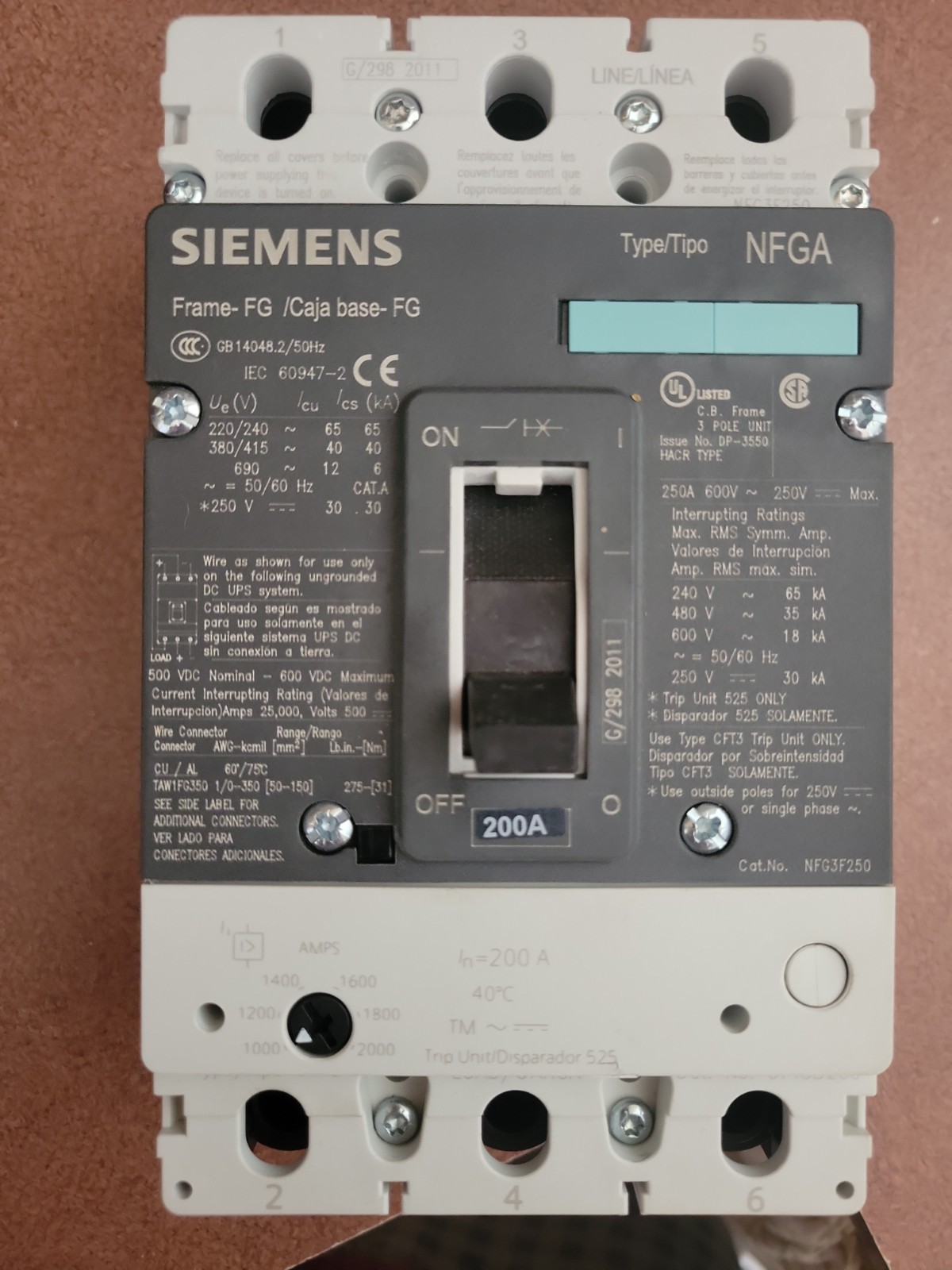 Siemens NFG3B200L Breaker
