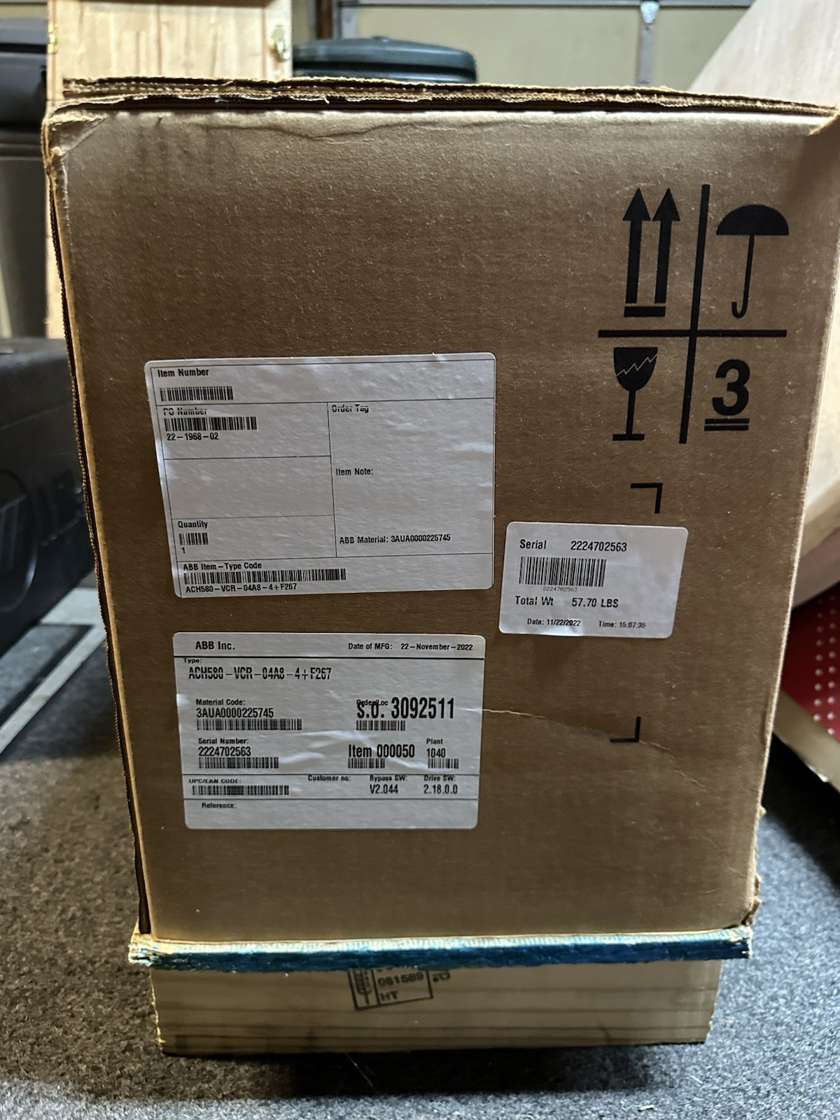 ABB ACH580-VCR-04A8-4+F267 VFD 380-480V 3-Phase 3HP 2.2kW IP21