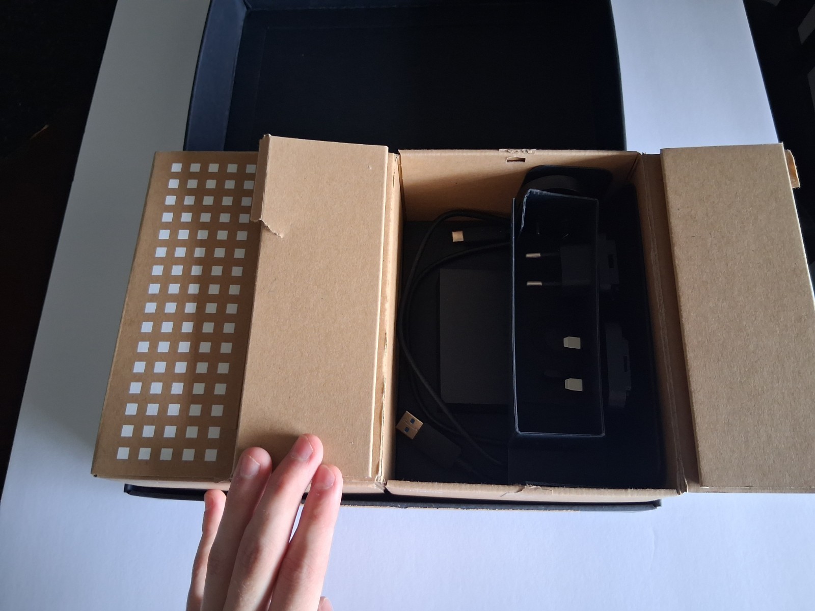 Crestron Huddly L1 AI Collaboration Video Conferencing Camera Kit UC-CAM-L1