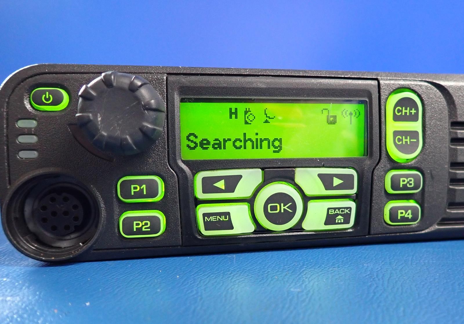 MOTOROLA XPR 4550 Two-Way Radio | AAM27TRH9KA1AN