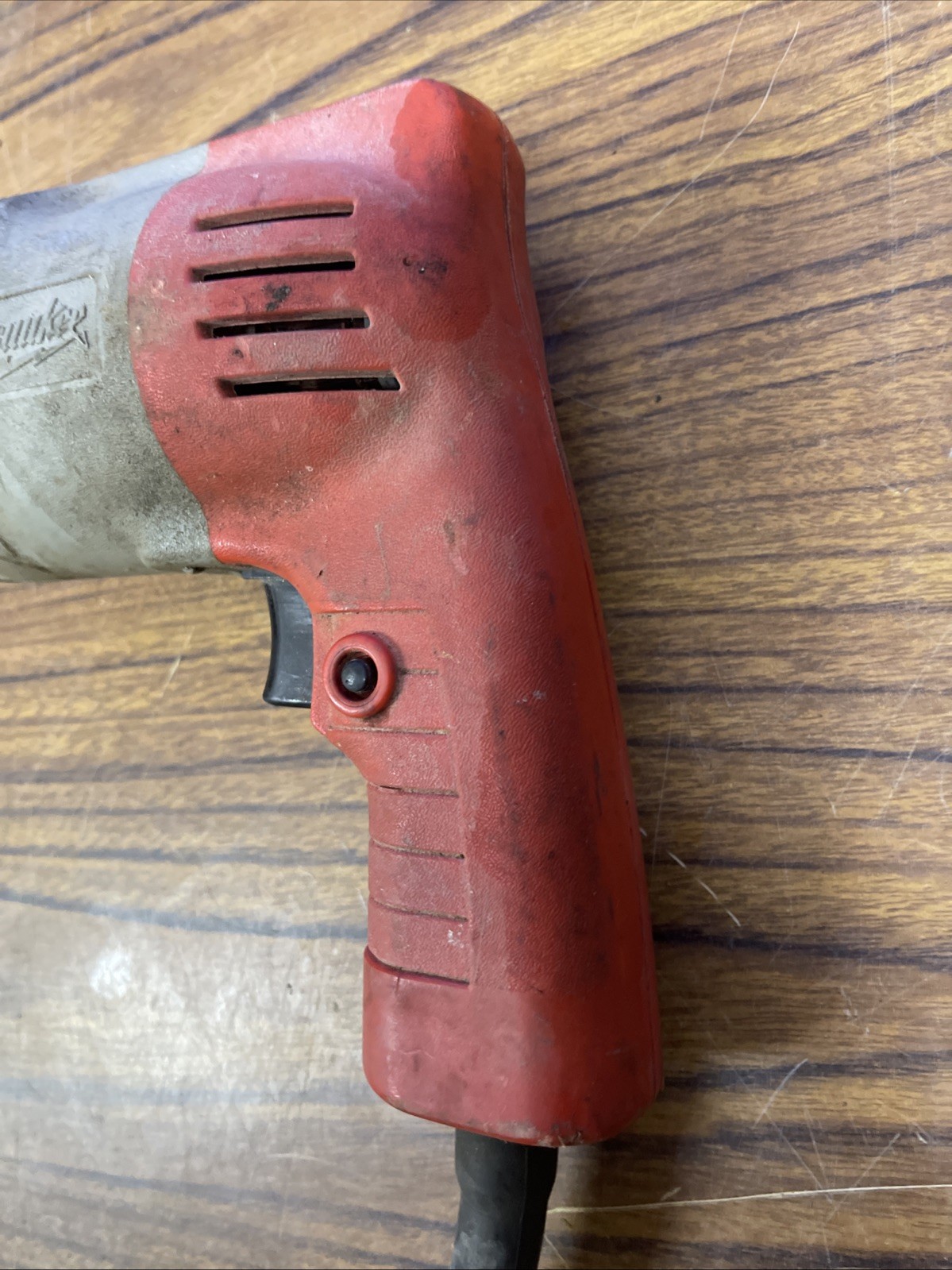 Milwaukee 6852-20 18 Gauge Electric Metal Shear Corded Sheet Metal Cutter