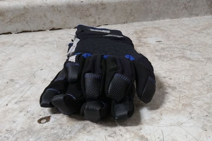 Proflex by Ergodyne 818WP 6 Pairs Size Medium Black/Blue Utility Gloves