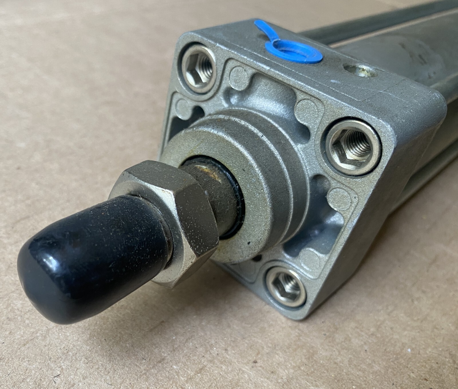 SMC MBB50-300 TIE-ROD CYLINDER – Double Acting – Single Rod 50 mm Bore – NOS