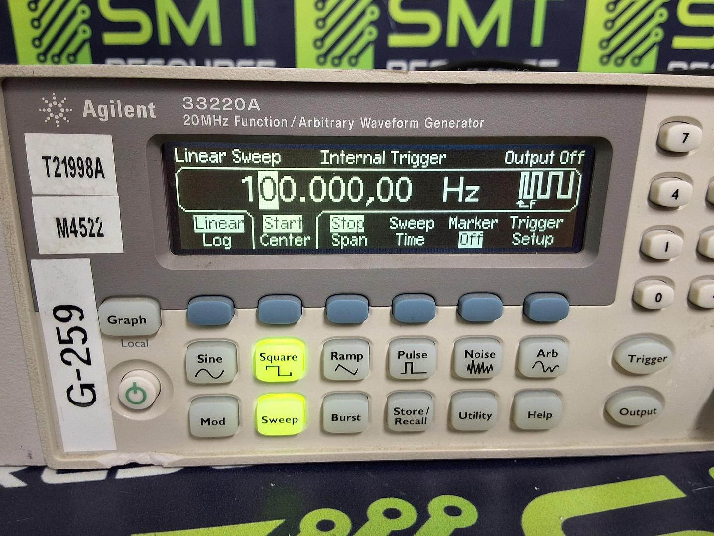 AGILENT / KEYSIGHT 33220A 20MHz FUNCTION / ARBITRARY WAVEFORM GENERATOR – TESTED