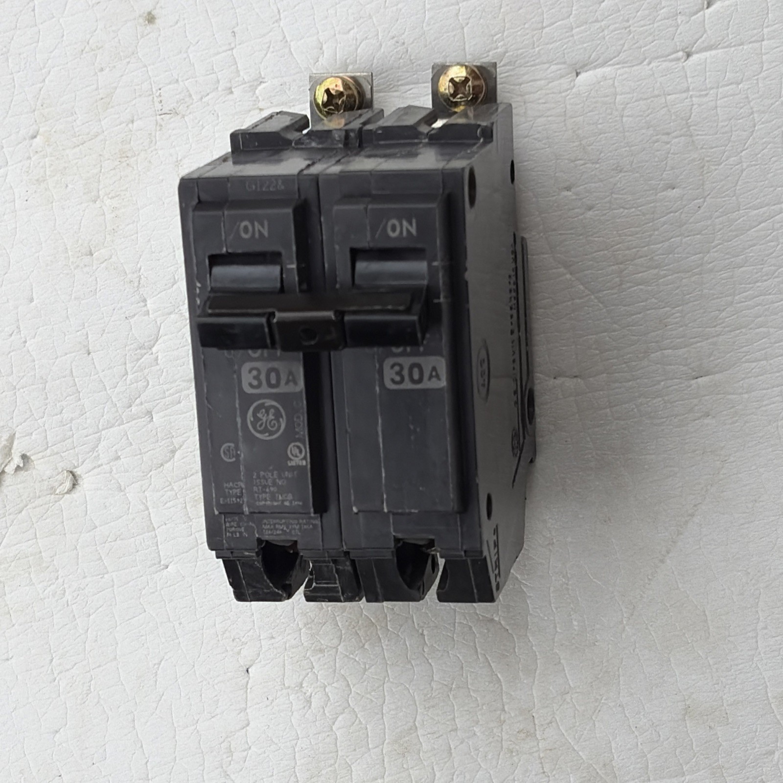 GE THQB2130, 30 Amp, 240 Volt, 2 Pole, Bolt-On Circuit Breaker (see pics)