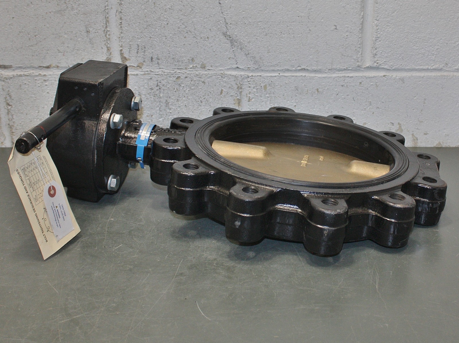 Milwaukee Valve Butterfly Valve UPML333E 10″, Lug Style, 10″ Pipe, Concentric