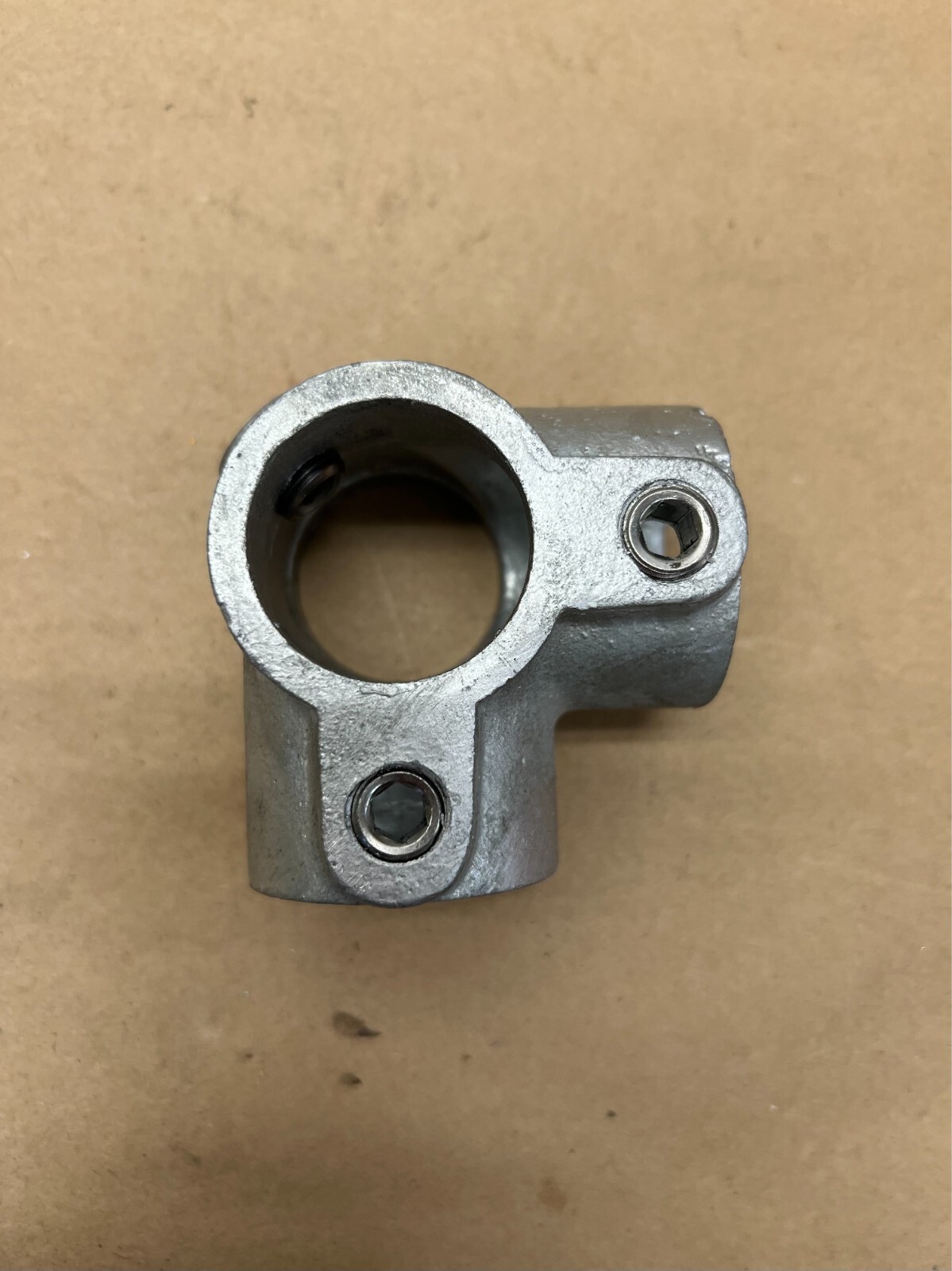 Side Outlet Elbow 3 Way Carbon Steel Tube Connector, 1-3/8” Opening – Lot of 5