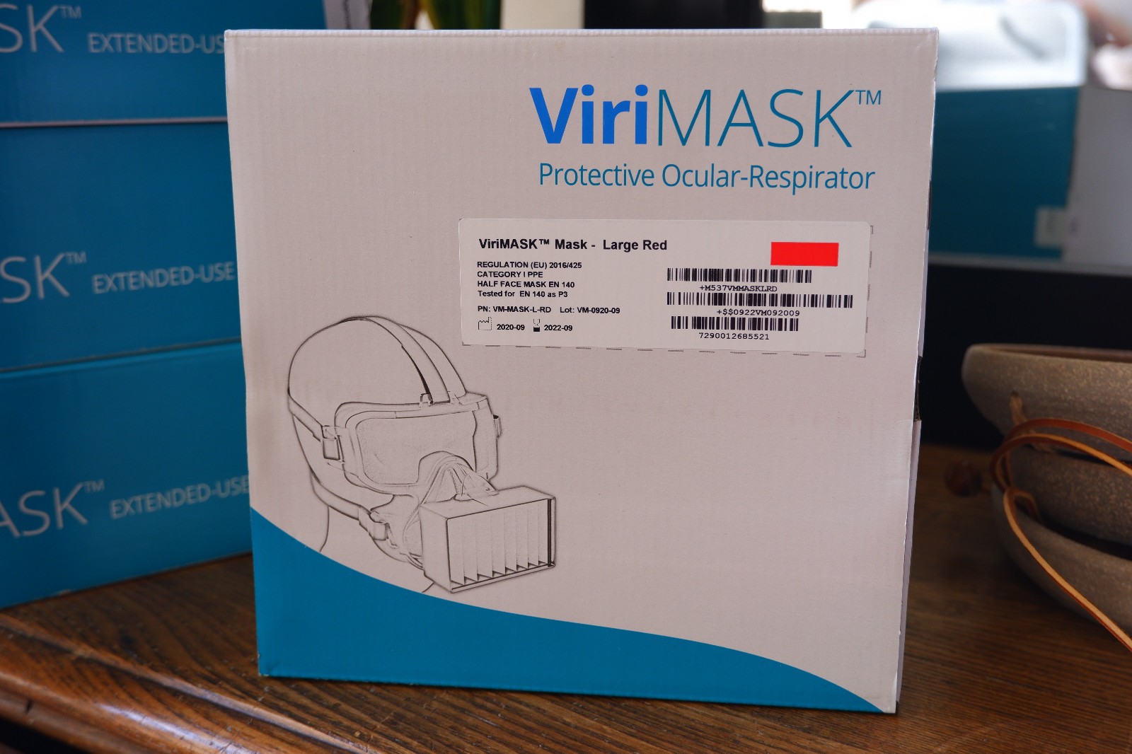 ViriMask Protective ocular respirator Large Red V60+ 10 filters made in Israel