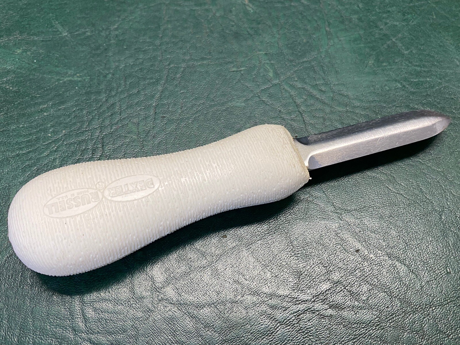 DEXTER RUSSELL OYSTER SHUCKER White S121 Sani-Safe Made In USA