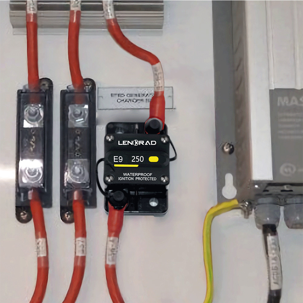 30A-250 Amp Circuit Breaker with Manual Reset 12V48V Dc Waterproof Auto/Marine