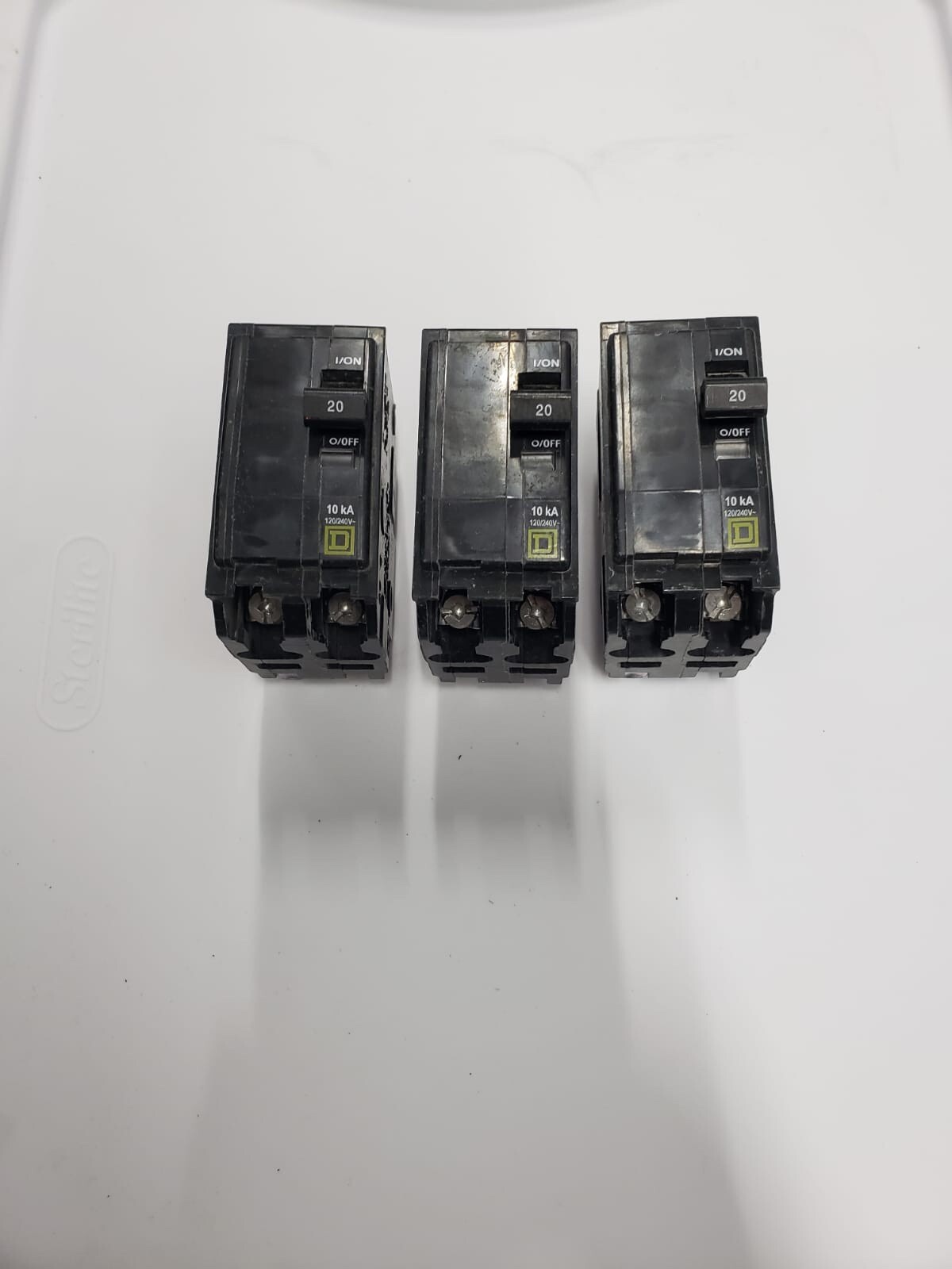 square D QO220 Circuit Breaker 2 Pole 20A 120/240 VAC LOT OF 3 Good Condition