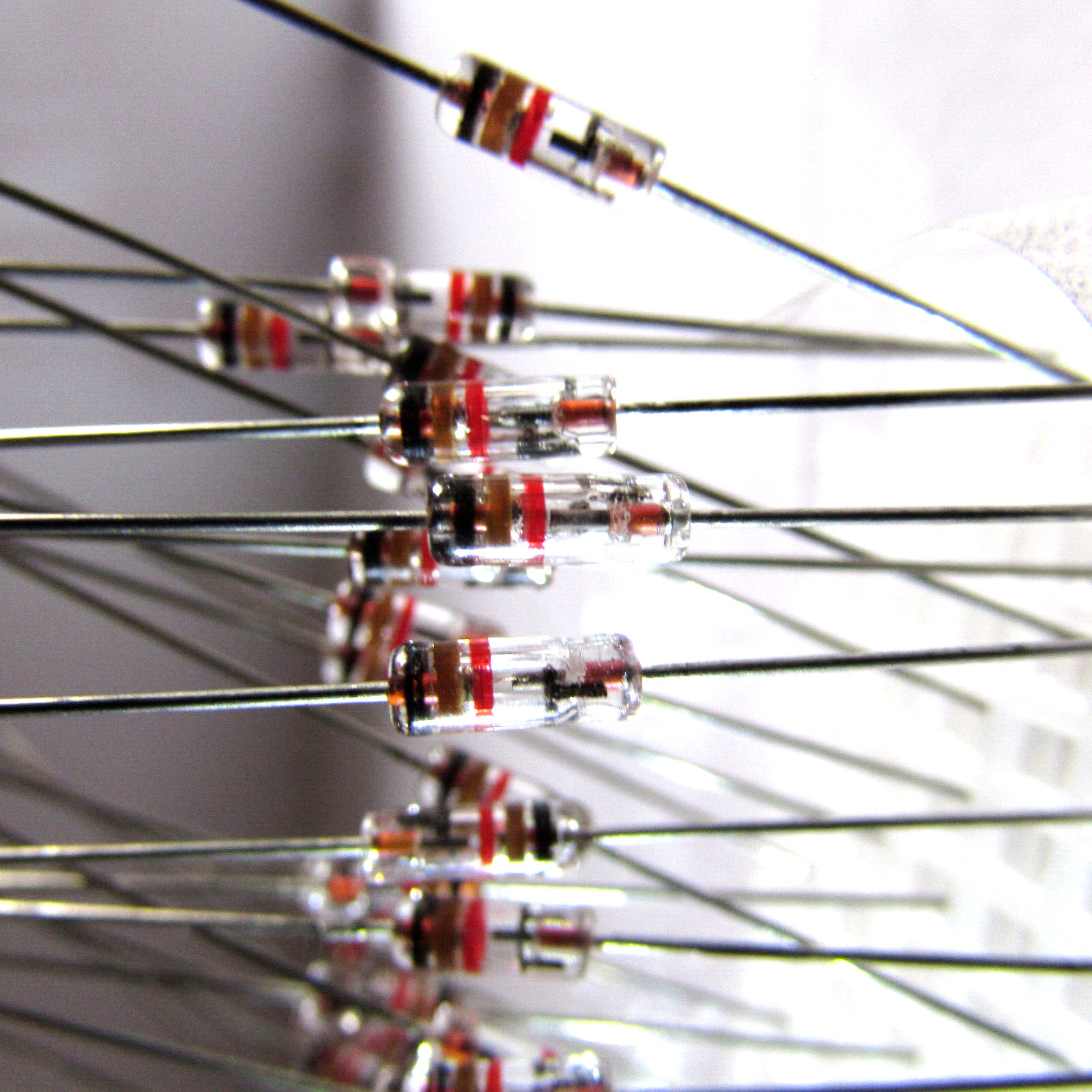 1N34A Germanium Gold Bonded Diodes ITT, BKC, MICROSEMI (100pcs) BEST DEAL U.S.A.