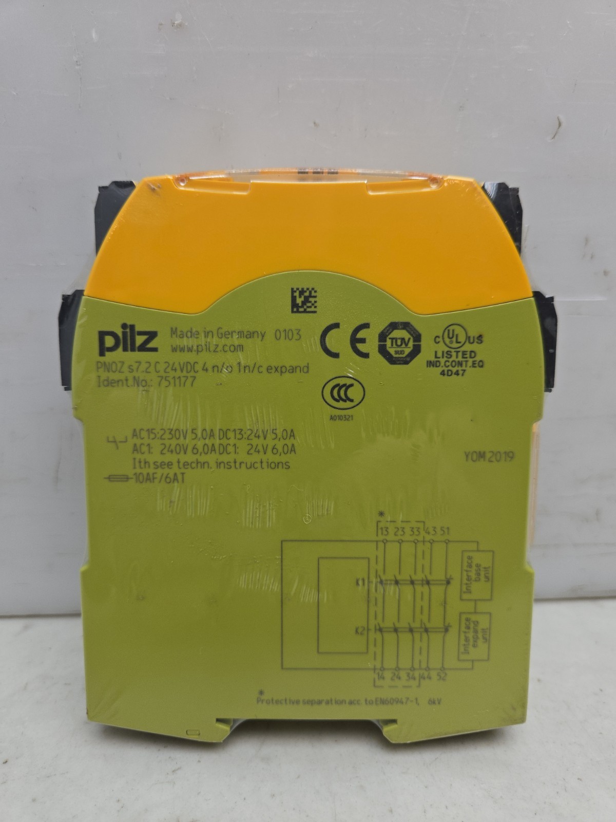 Pilz PNOZ s7.2 C 24VDC 4 n/o 1 n/c expand Contact Expansion Safety Relay Module