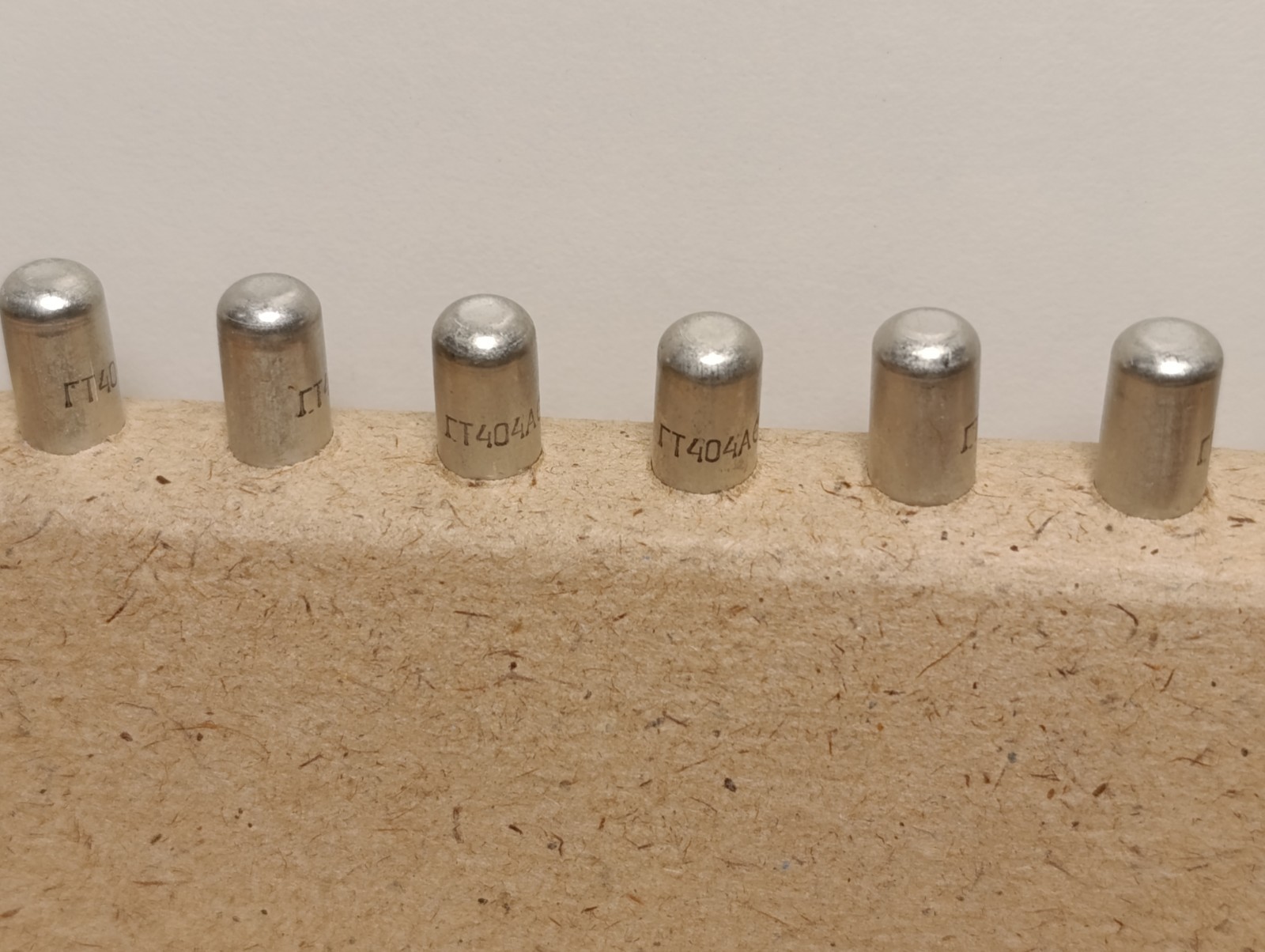 10x Germanium Transistor NPN IT404A = GT404A ~ AC127 AC176 AC187 Fuzz Face USSR