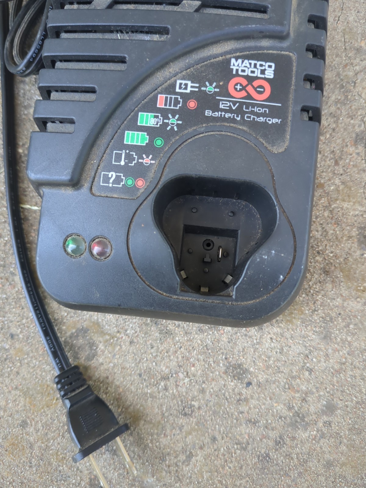 Matco 12V Li-Ion Battery Charger C1033038 IP30 CLASS 2