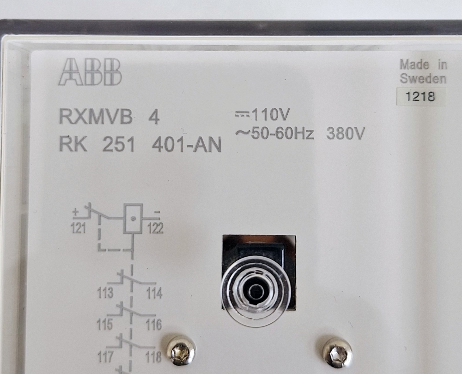 ABB RXMVB 4 / RK 251 401-AN Bistable Relay 110VAC 50-60Hz 380V