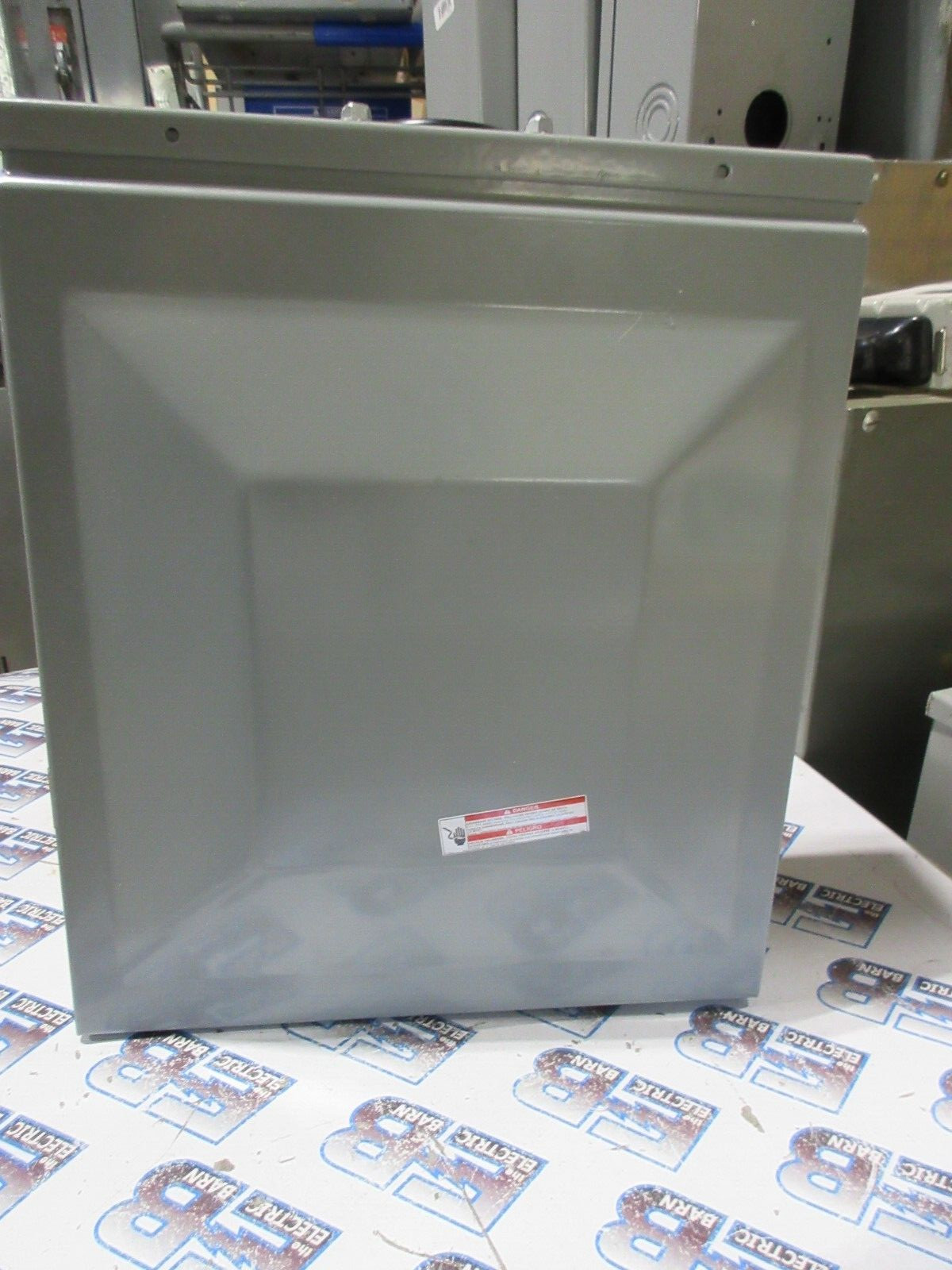 CH/EATON BR612L125RP, 125A MLO, 120/208V, 1PH3W, N3R, 6/12 CKT Load Center-E3036