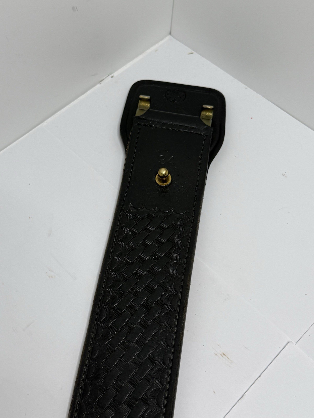 Vintage Smith & Wesson Black Leather Basketweave Duty Belt Size 34 / 42″ Inches