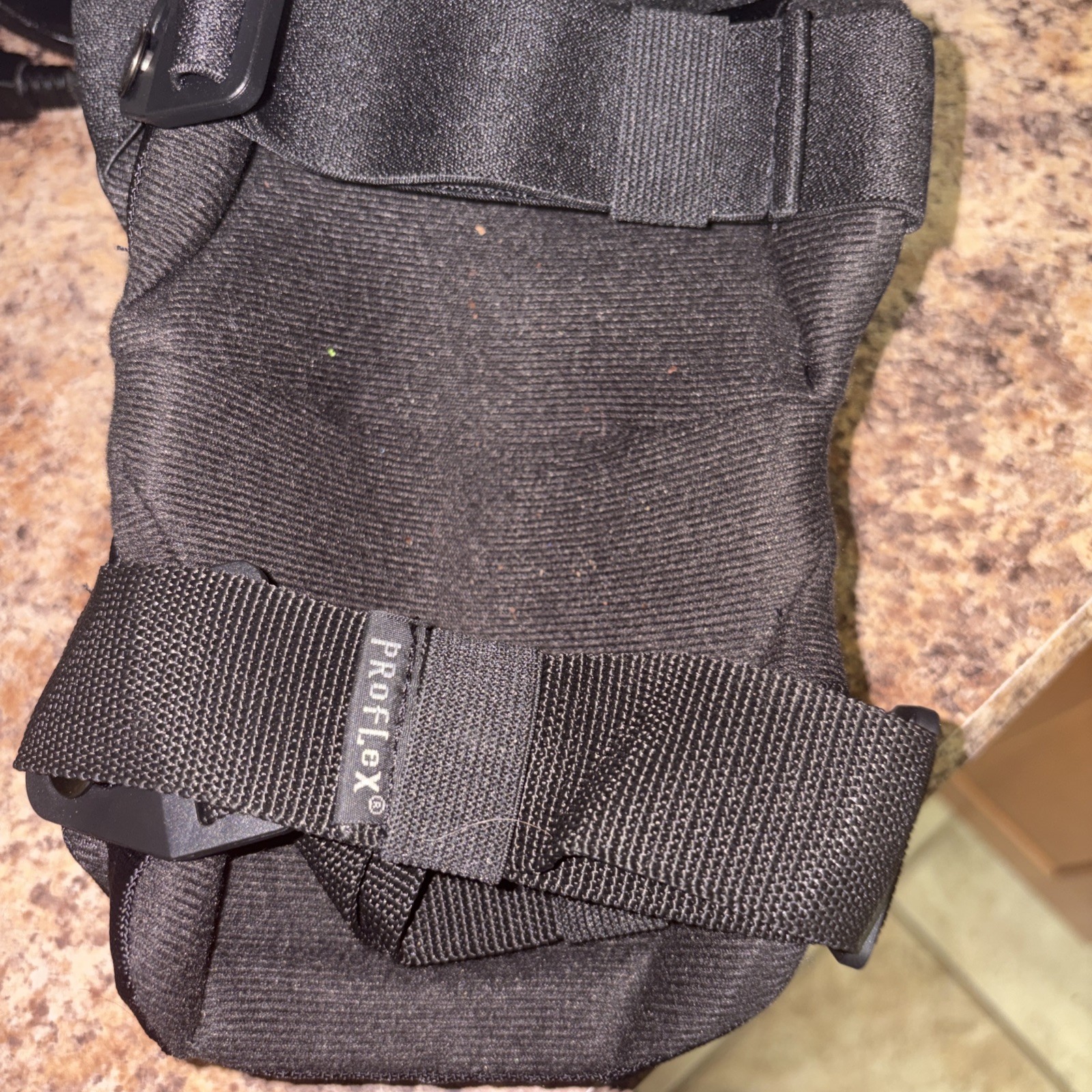 Ergodyne ProFlex 335 Slip Resistant Rubber Cap Knee Pads Black NEW