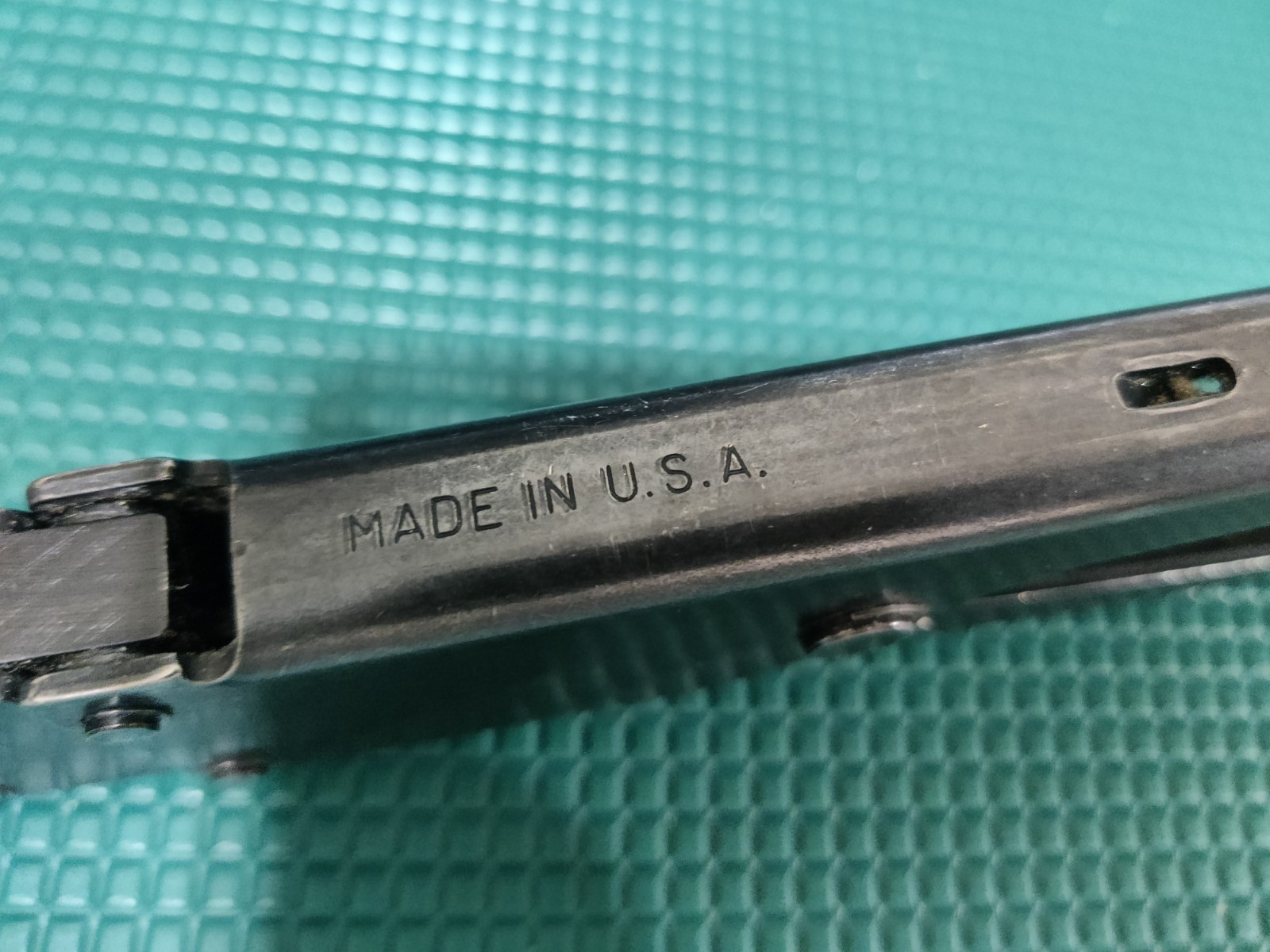 AMP 90302-1 Certi-Crimp Hand Tool. Type F D-sub . Vintage 1992 (Used)