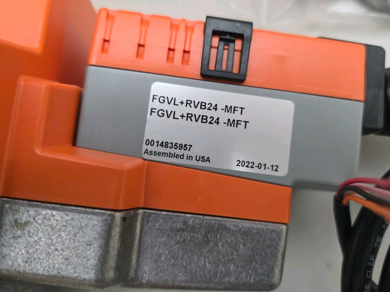 Belimo FGVL+RVB24-MFT : FGVL Flanged Globe Valve Linkage Retrofit Kit