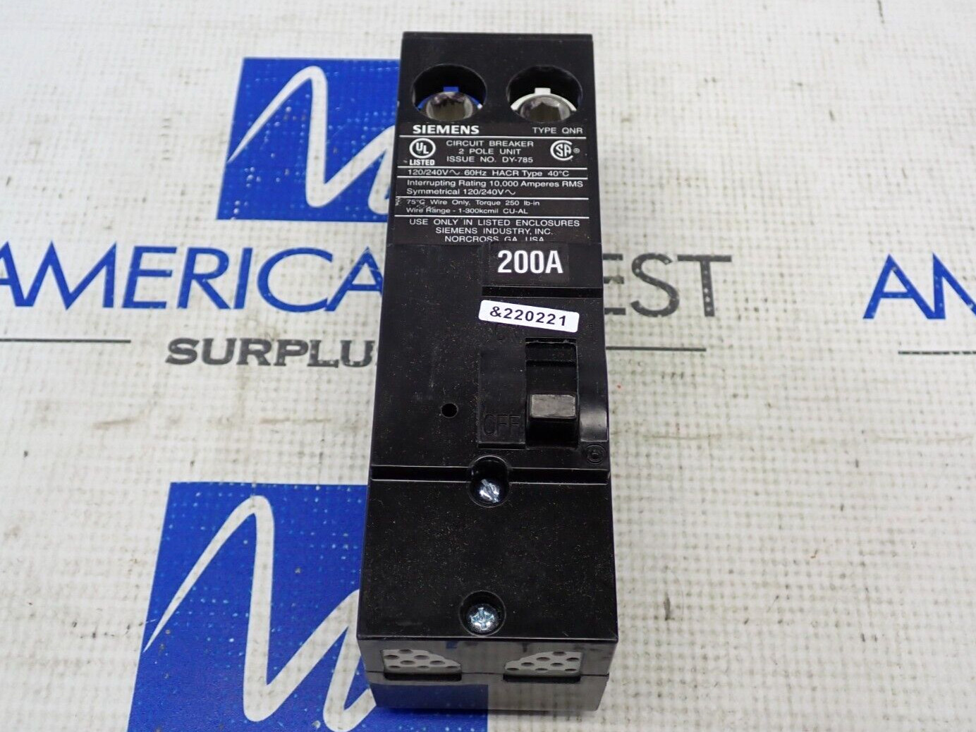 New Siemens QN2200R 2 Pole 200 Amp 120/240 Volt Type QNR Circuit Breaker