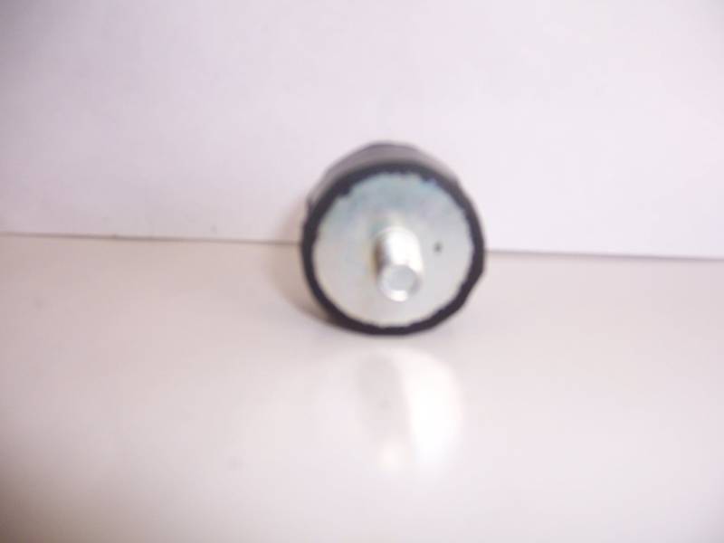 NEW SEAT ISOLATOR MOUNT replaces TORO LAWNBOY 62-5480