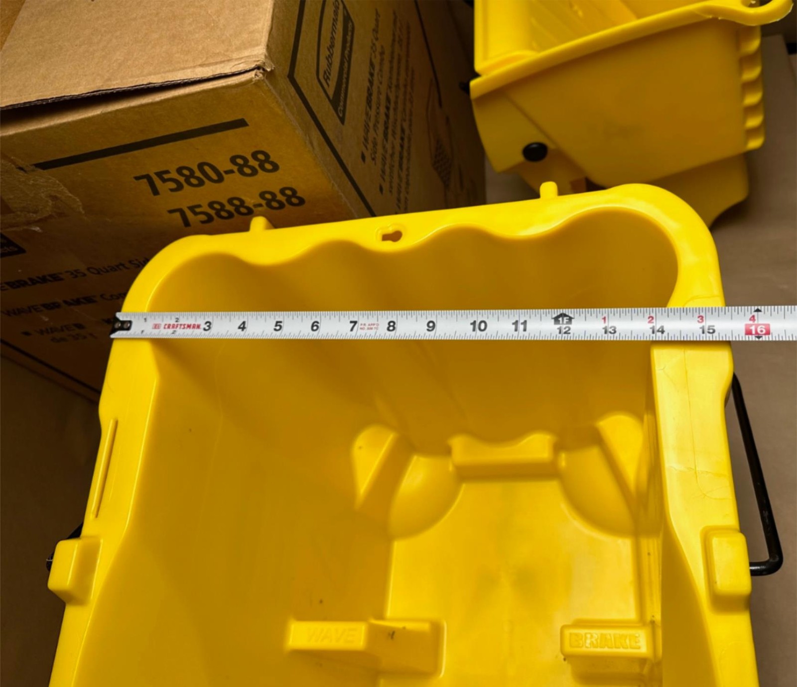Rubbermaid Wave Brake 35 Qt Yellow Combo Mop Bucket and Wringer FG758088YEL