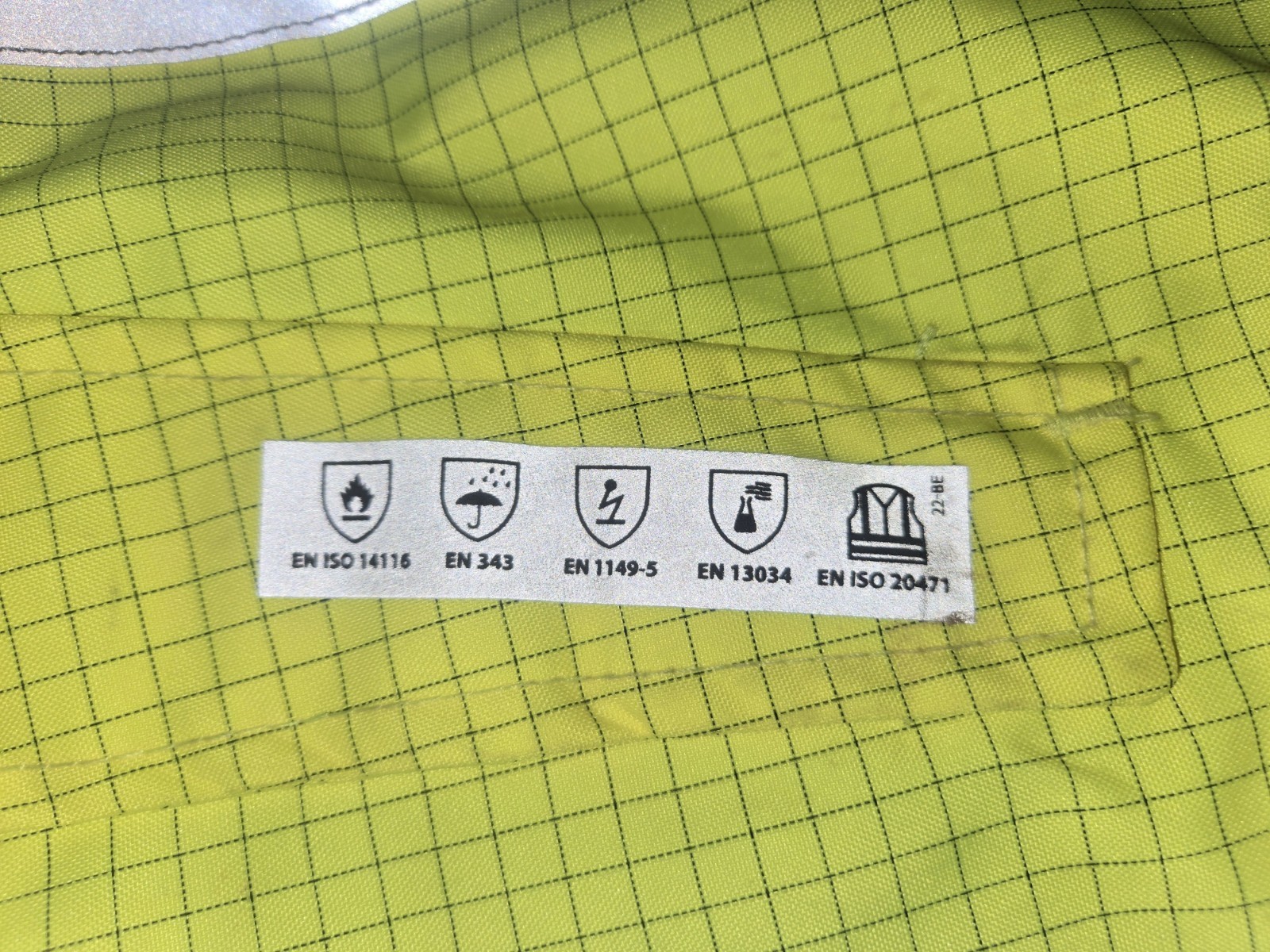 Portwest Biz Flame Anti Static Flame Resistant Hi Visibility Rain Jacket Large
