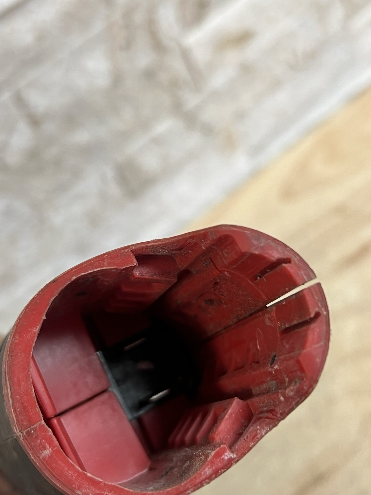 Milwaukee 2471-20 M12 Cordless Copper Tubing Cutter – FOR PARTS OR REPAIR