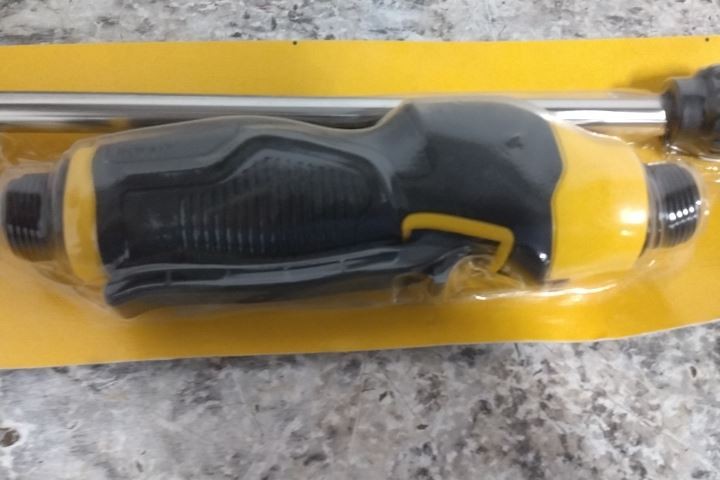 Dewalt 184766 30 In Overall L Backpack and Pump Sprayer Kit