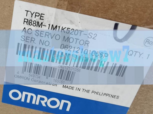 ONE Omron R88M-1M1K520T-S2 AC Servo Motor New