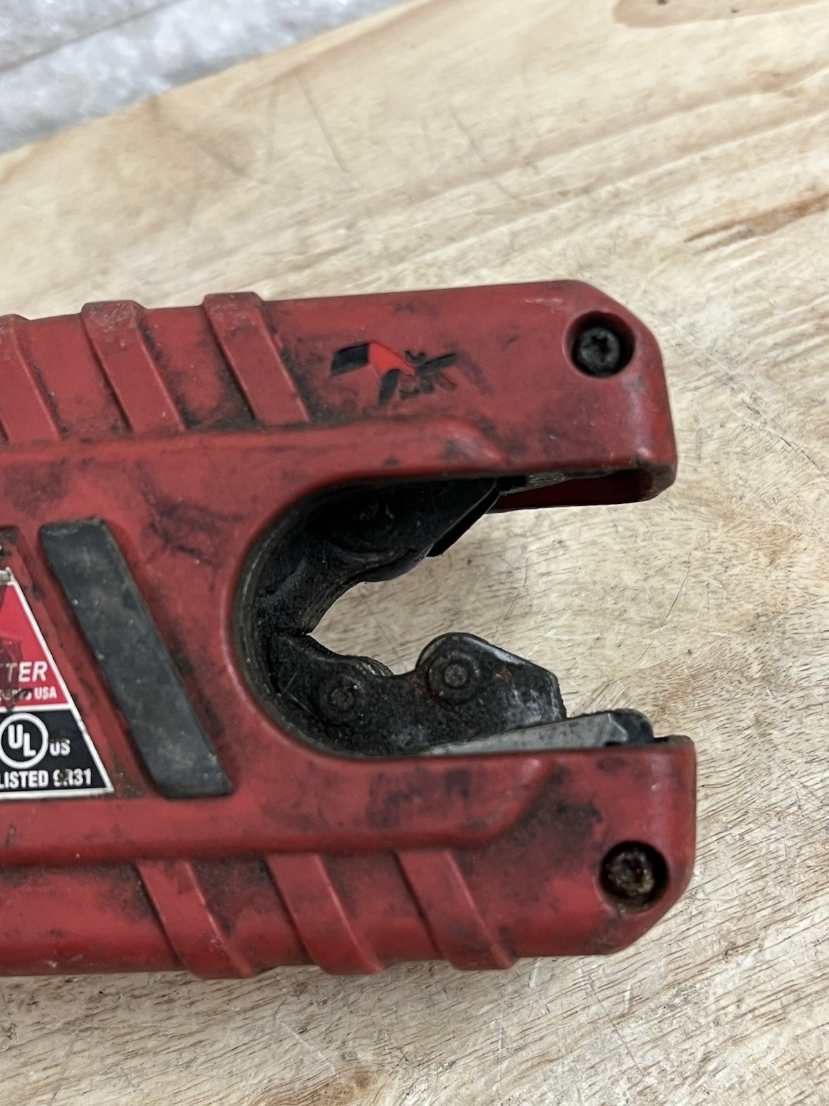 Milwaukee 2471-20 M12 Cordless Copper Tubing Cutter – FOR PARTS OR REPAIR