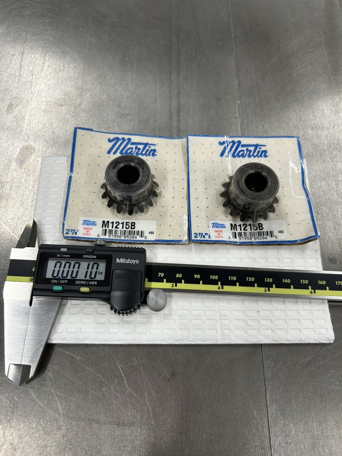 MARTIN 90 DEGREE MITER GEAR PAIR 1/2″ BORE 12 PITCH 15 TEETH NEW IN PACKAGES