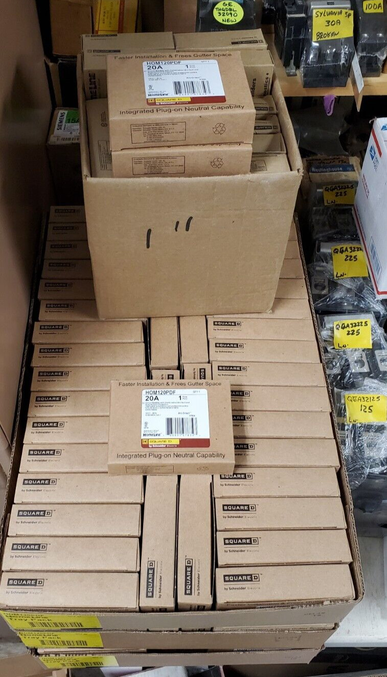 HOM120PDF – LOT OF 1 – NEW IN BOX CAT# HOM120PDF CIRCUIT BREAKER