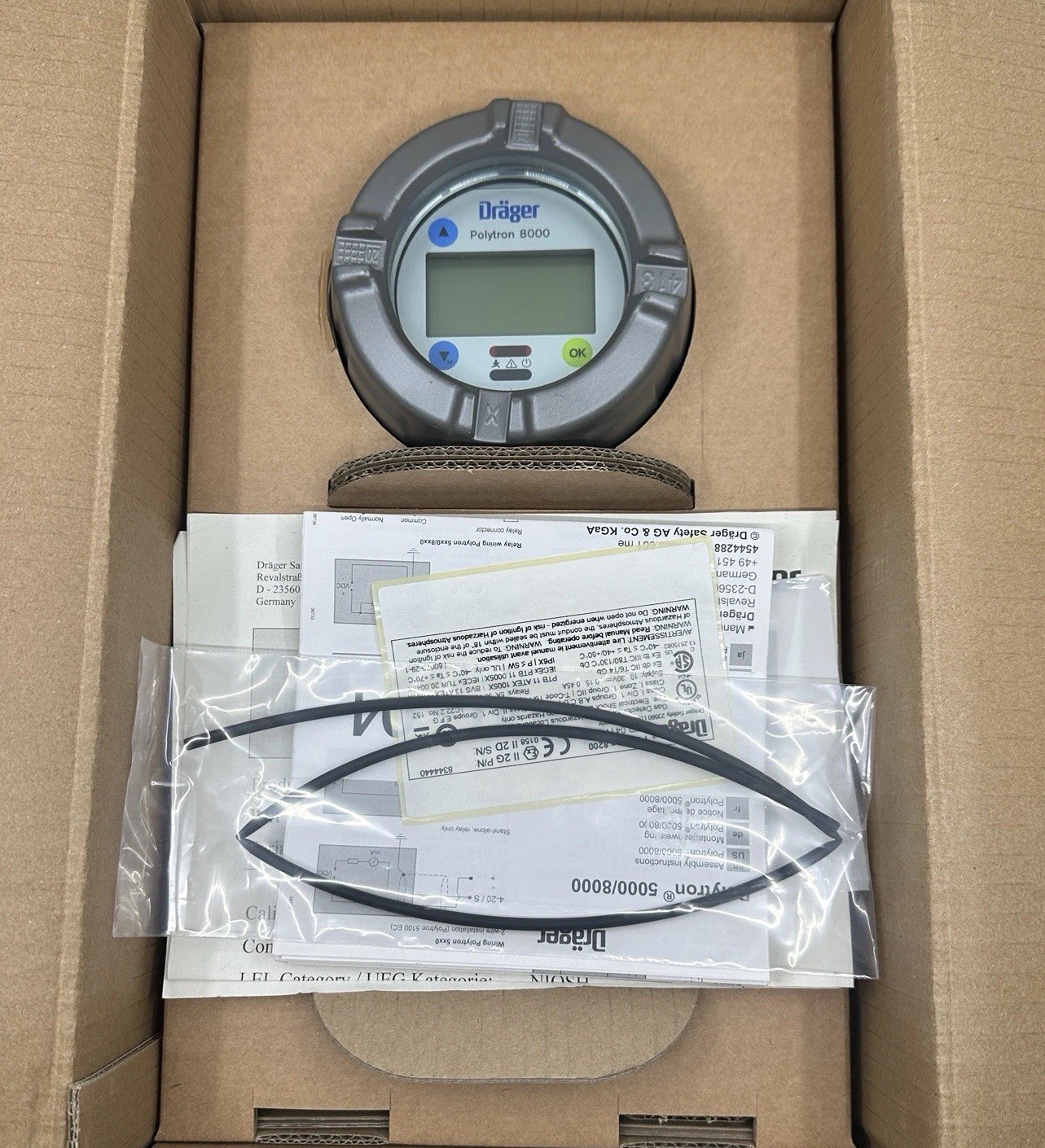 DRAGER POLYTRON 8000 SERIES GAS DETECTOR 8200 XTR-0411 8344440 NEW