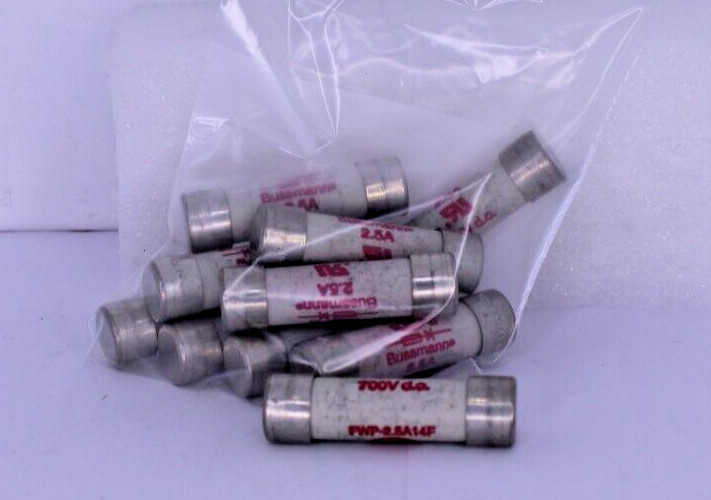 Lot of 10 — BUSSMANN FWP-2.5A14F –2.5A – 700V D.C. FUSE