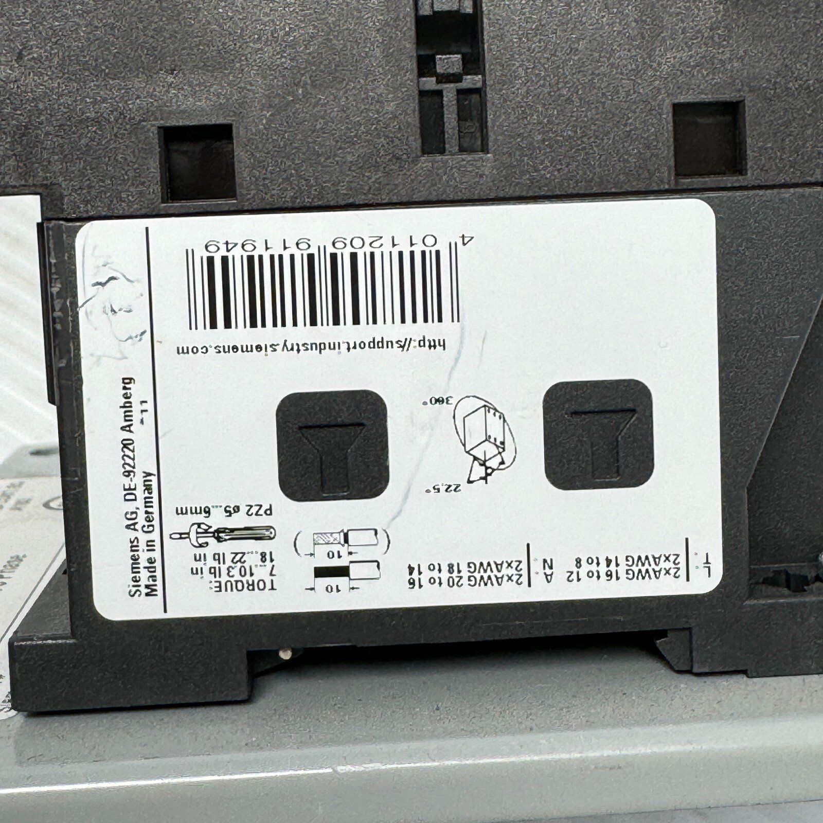 Siemens LEN00C006120B Lighting Contactor 6 Poles 60A 3 Phase 600V Germany
