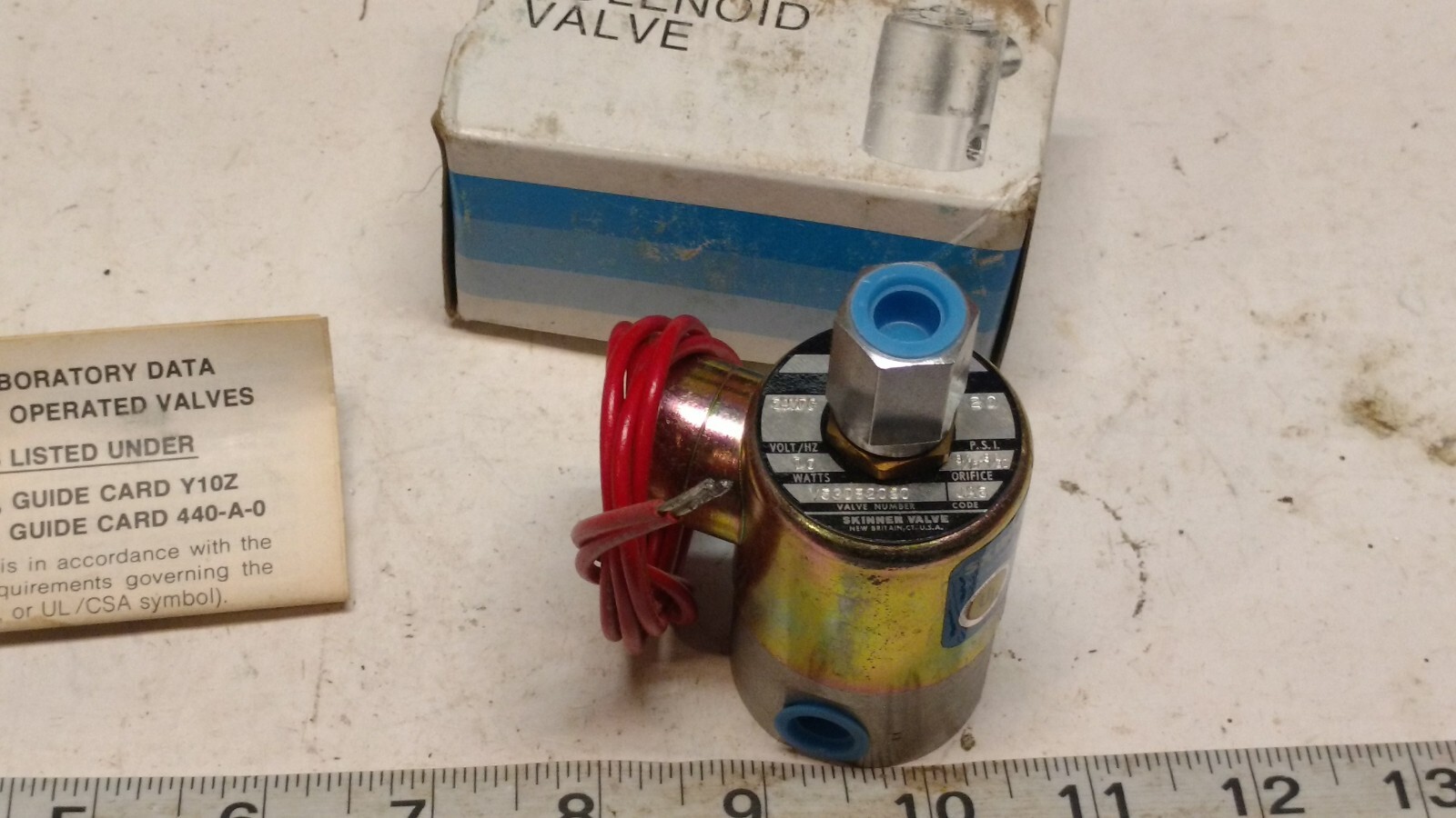 Honeywell Skinner V53DB2020 Solenoid Valve 3-Way NC 24Vdc 20 PSI 1/4″ NPT